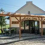 B&B Garden Vendeghaz 3*