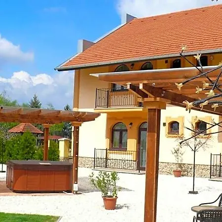 Nocleg ze śniadaniem Garden Vendeghaz Makó
