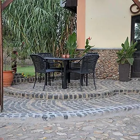Garden Vendeghaz 3* Makó