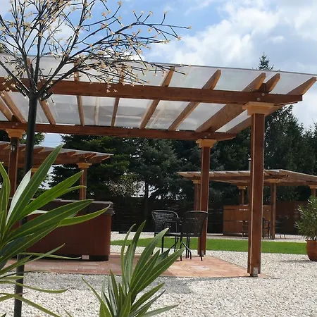 Garden Vendeghaz 3* Makó