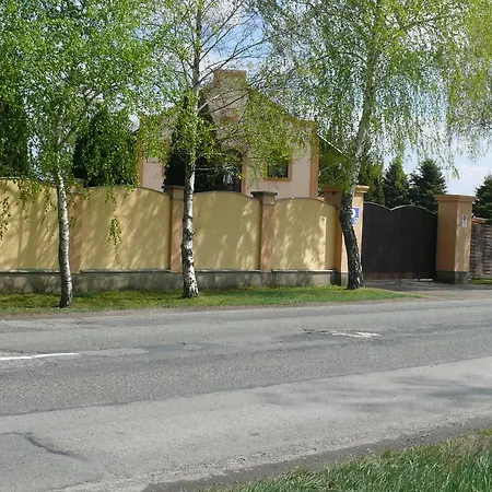 Garden Vendeghaz 3* Makó