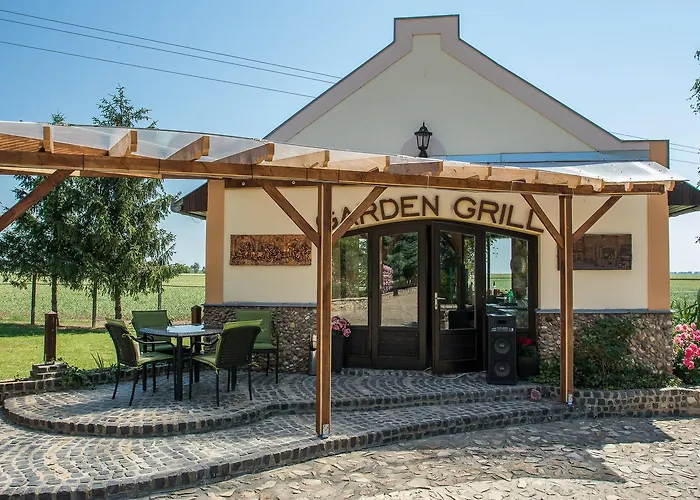 Frühstückspension Garden Vendeghaz 3*