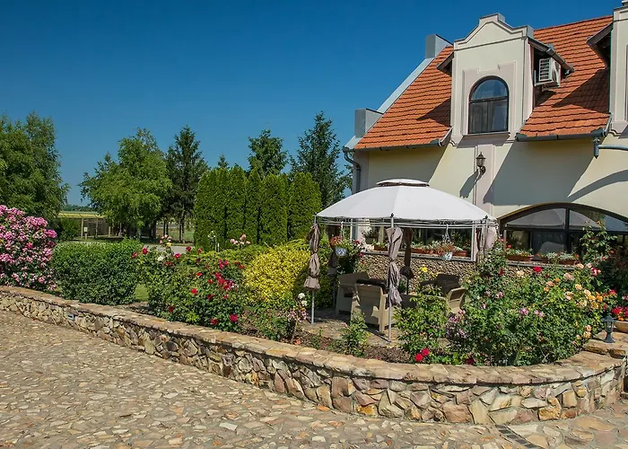 Frühstückspension Garden Vendeghaz 3*